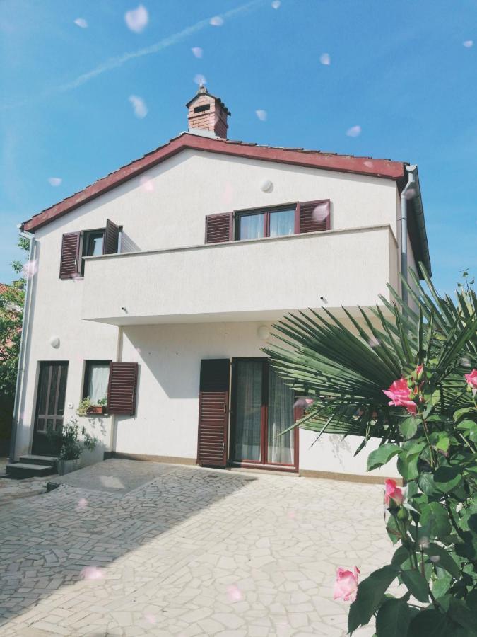 로비니 House Manola 빌라 외부 사진